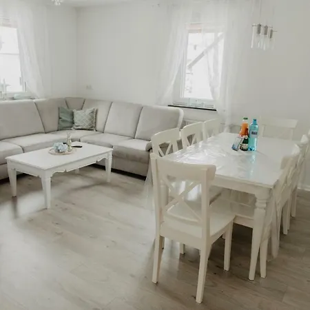 Ferienhaus Rosenhugel Hébergement de vacances *